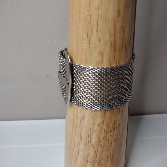 Cute Silver Tone Metal Mesh Belt Bracelet - Picture 2 of 10